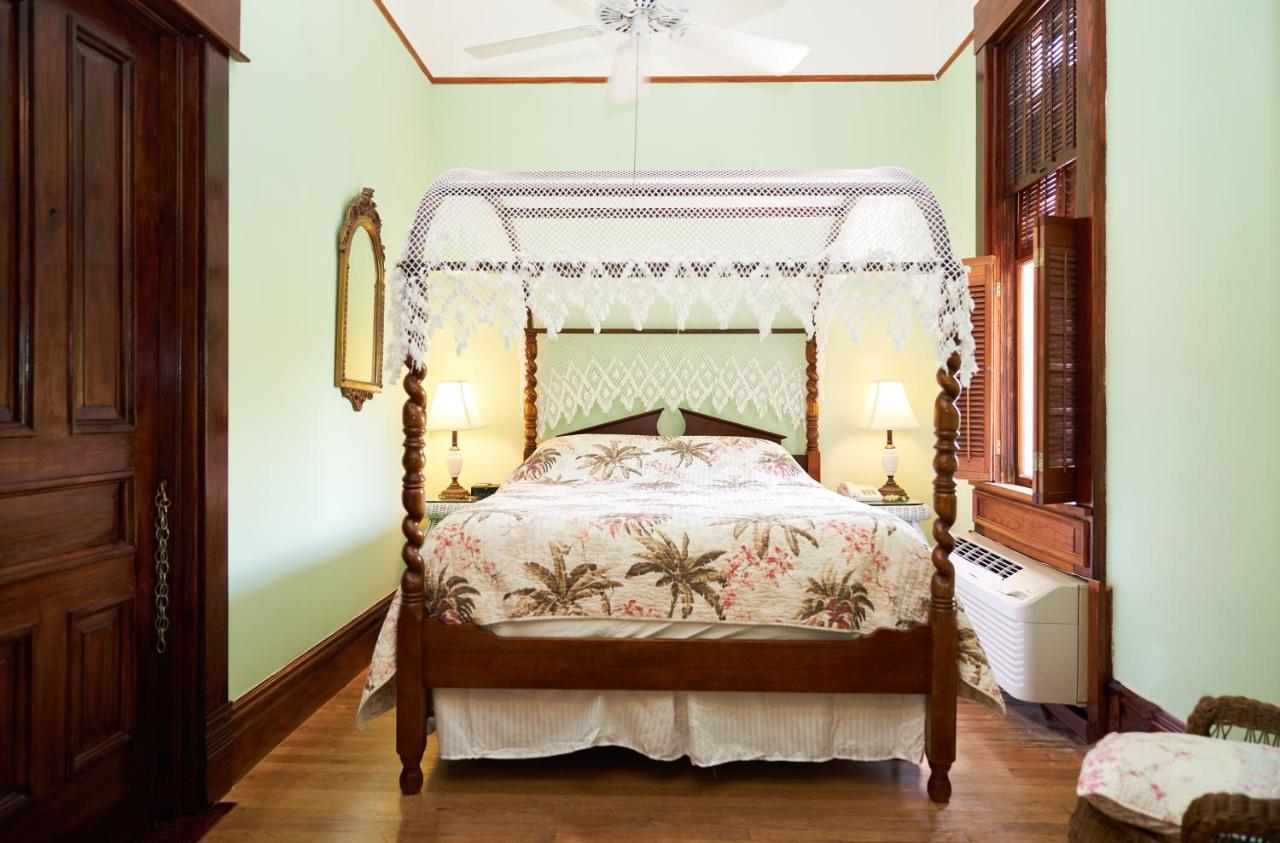 Amsterdam'S Curry Mansion Inn Key West Bagian luar foto