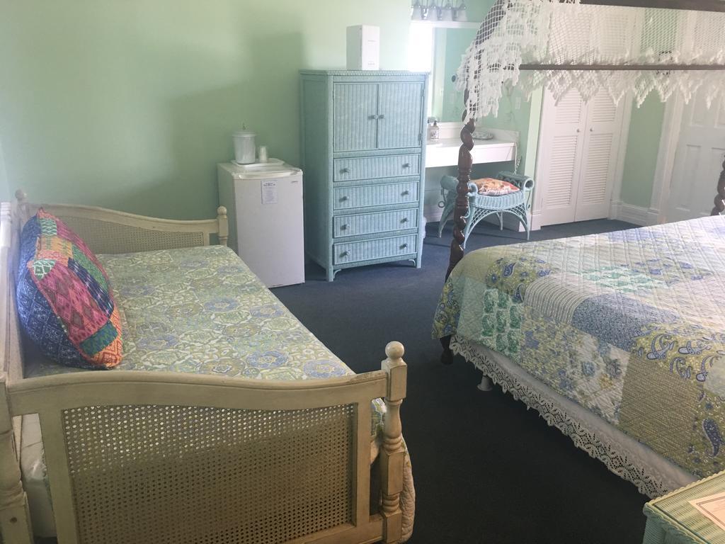 Amsterdam'S Curry Mansion Inn Key West Bagian luar foto